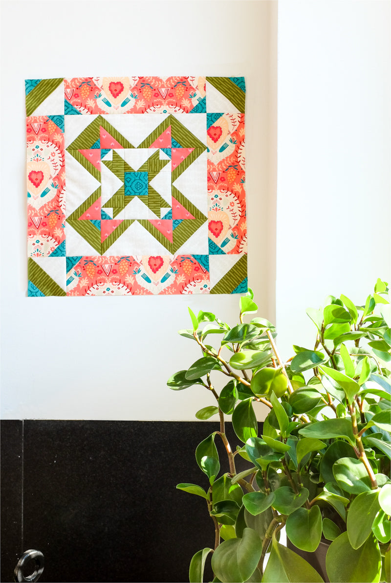 The Weekend Quilter Garden Tile Quilt Block Pattern Throw Cushion Cover tutorial