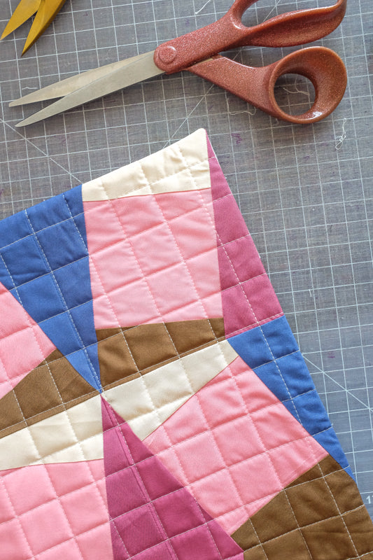 How to Face Your Wall Hanging and Art Quilt Tutorial by The Weekend Quilter