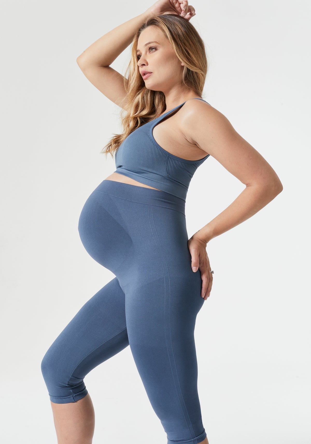 Blanqi pregnancy SPORTSUPPORT® HIPSTER CUFFED LEGGINGS