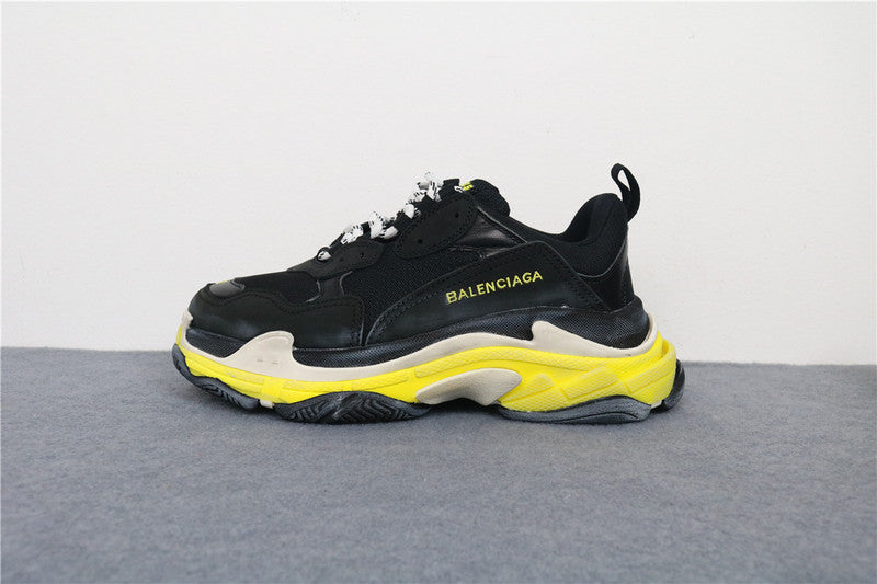 balenciaga triple s in pearl grey size 42 worn depop Desher Awaj