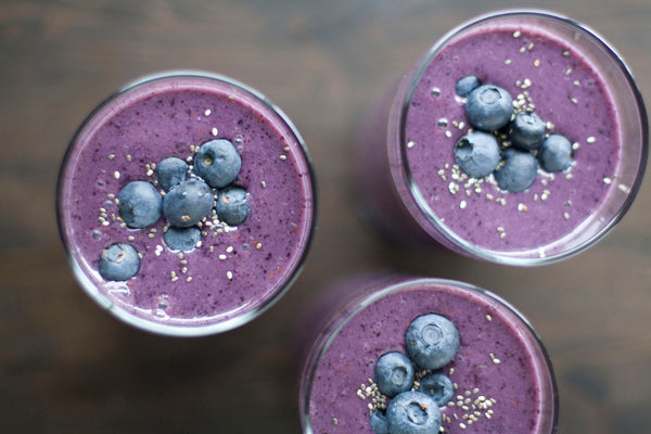 Philosophie Superfood Smoothie recipe - berry bliss and green dream superfood powder