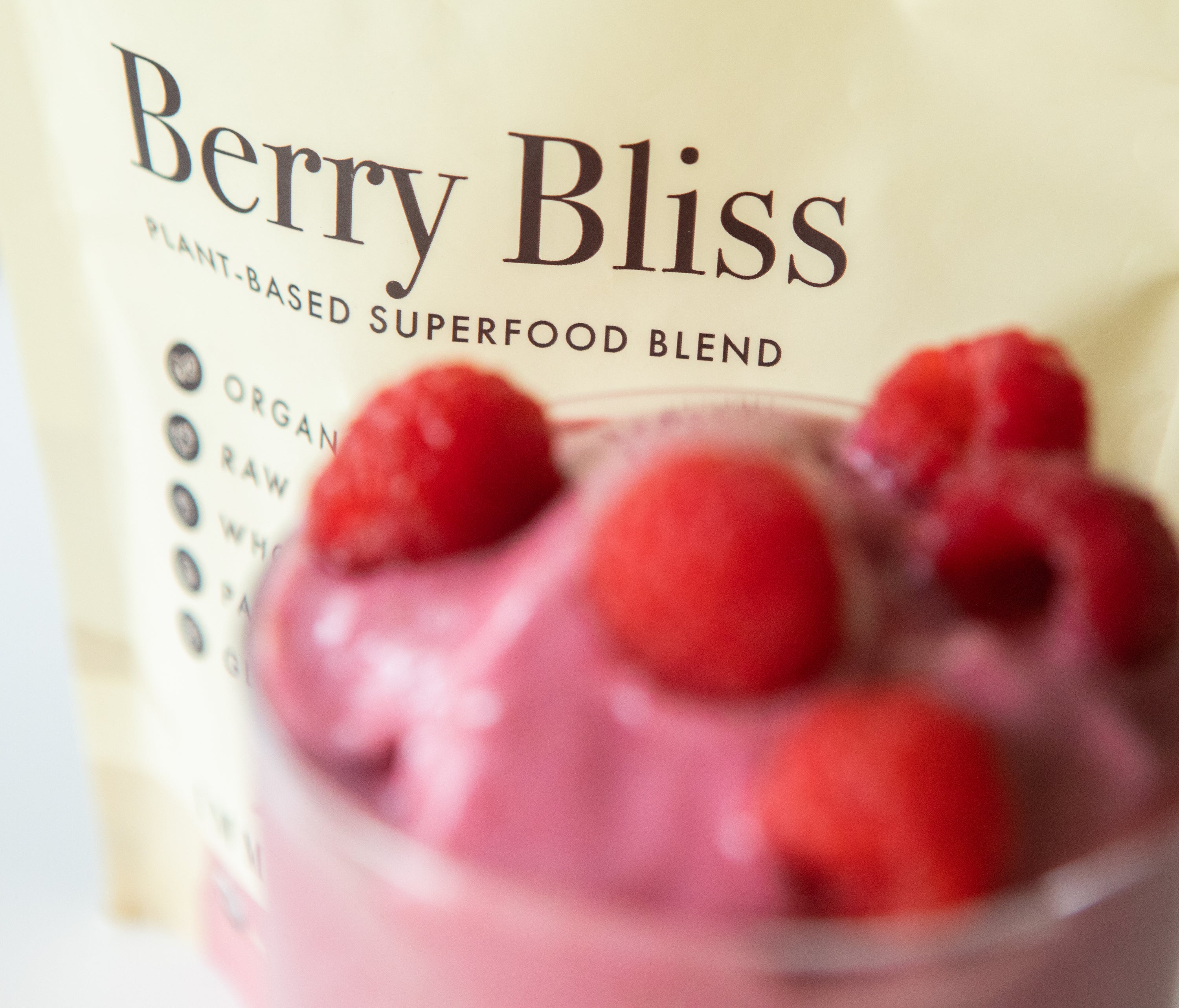 Berry Bliss Glow Smoothie
