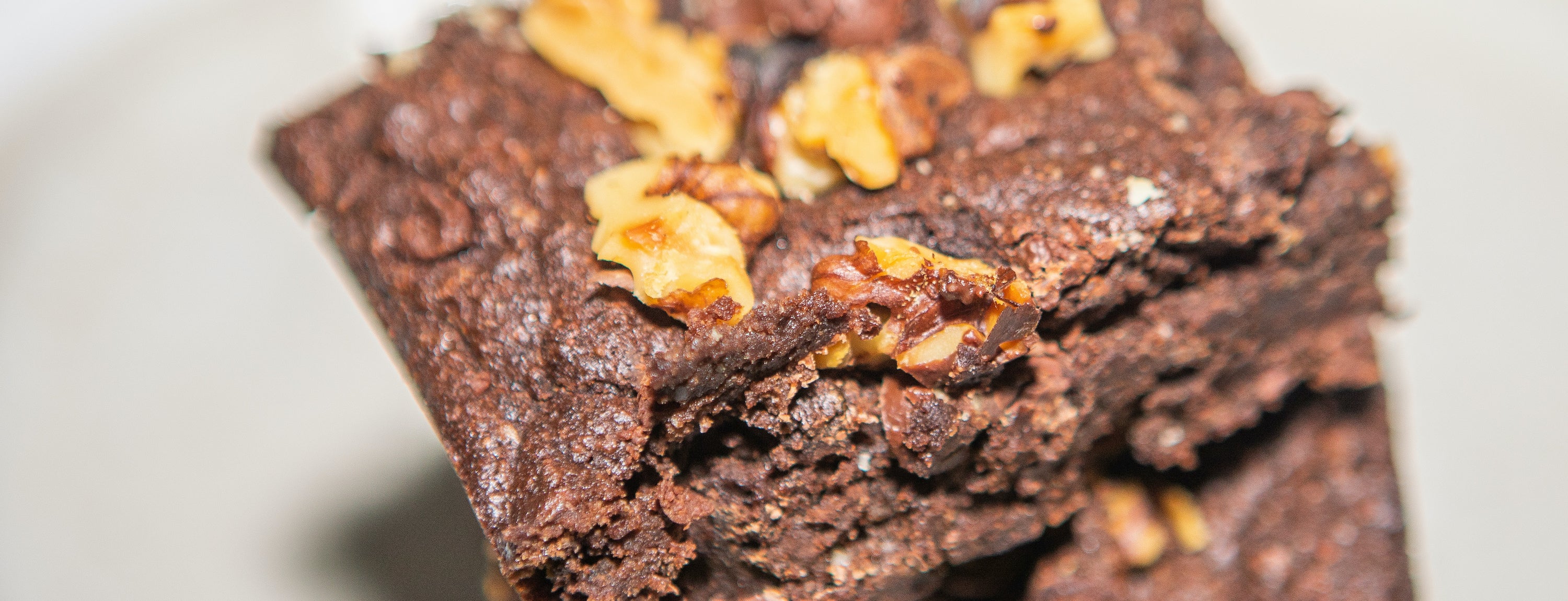 Cacao Walnut Superfood Brownies