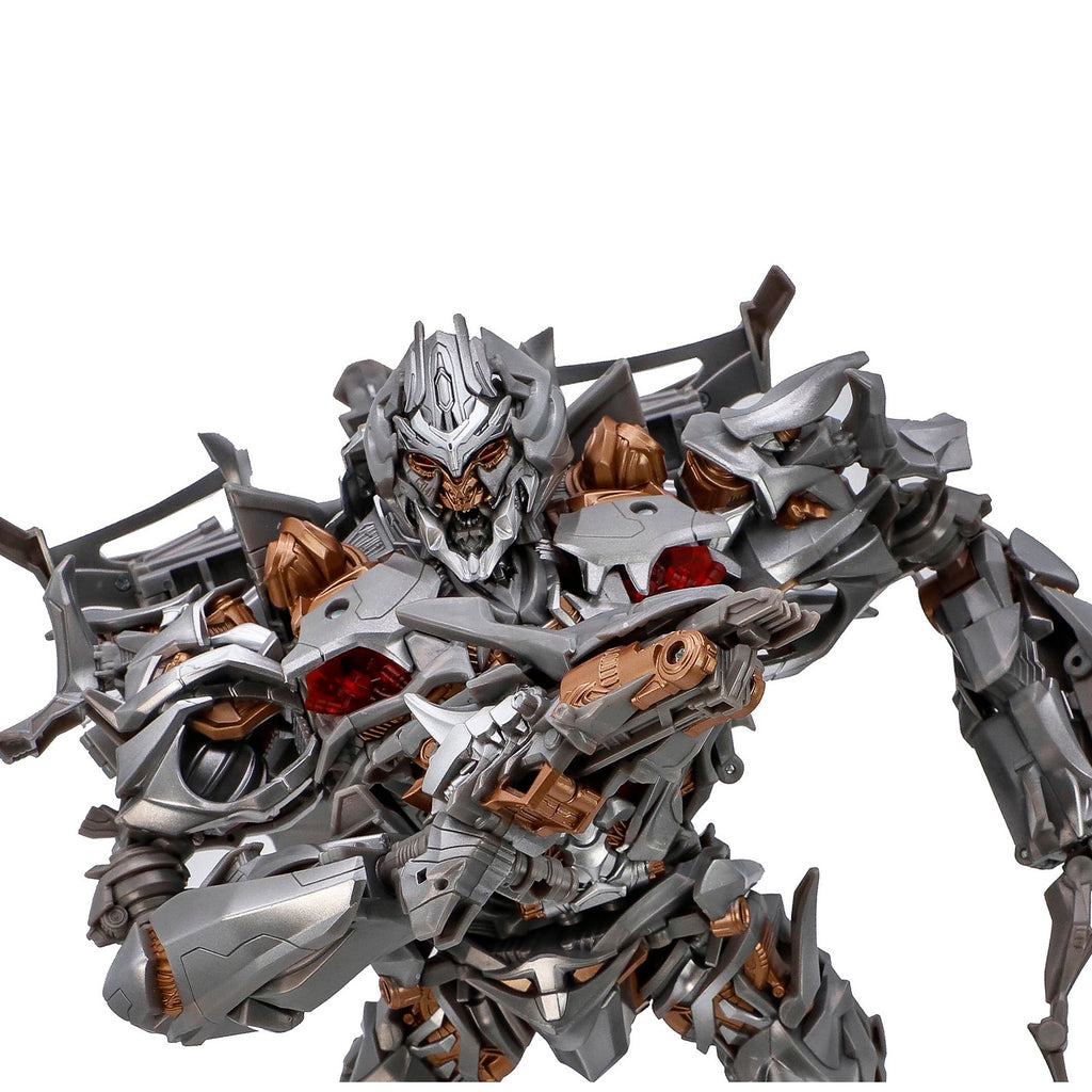 Takara Tomy Transformers Masterpiece 