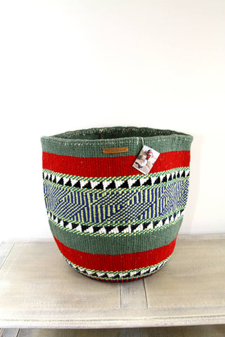 Nifty Recycled Baskets