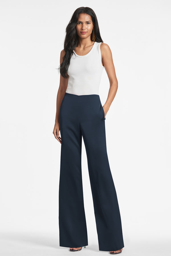 Champagne high waisted flat-front essential Wide leg Pants