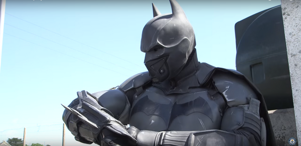 Batman Suit Comes to Life and Shatters Record – Royal Blue® Apparel