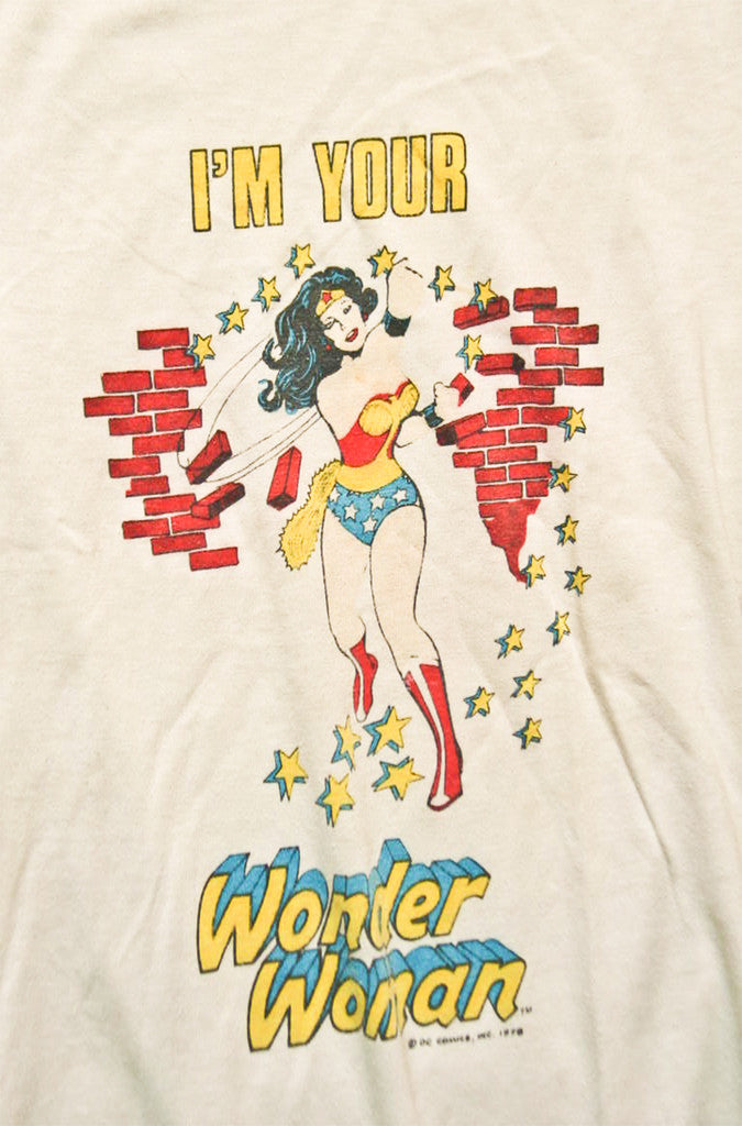 vintage wonder woman t shirt