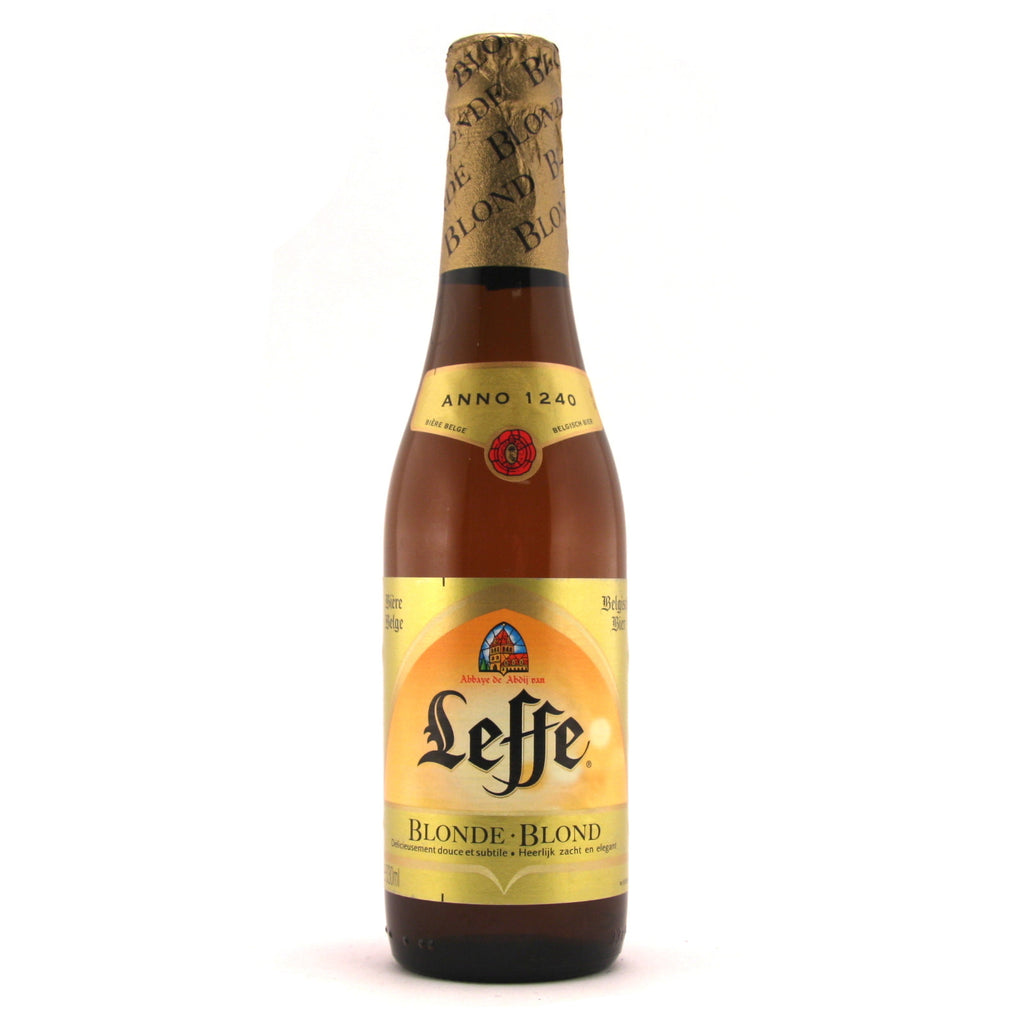 Leffe blonde. Бельгийское пиво Леффе. Леффе Браун пиво. Пиво Леффе блонд. Пиво бельгийское темное Leffe.