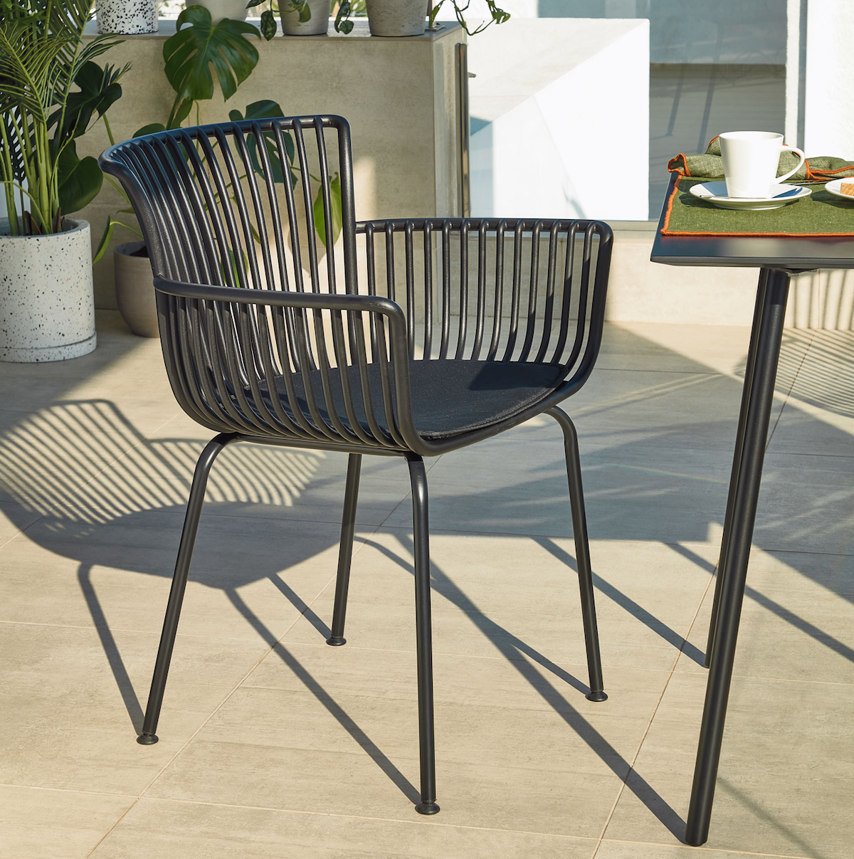 modern patio chairs