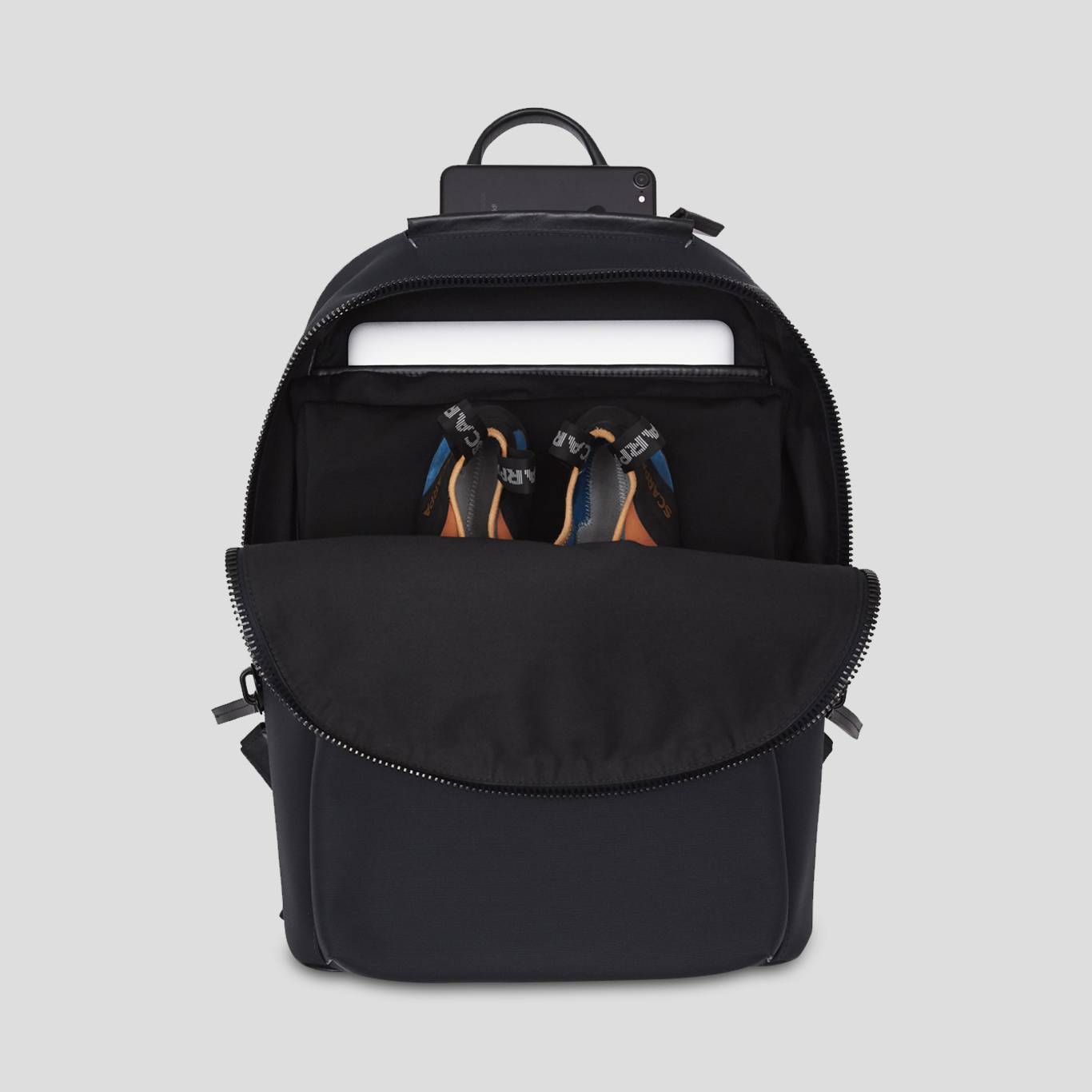 Slipstream rucksack with laptop pocket and climbing shoes