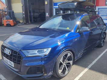 Audi Q7 with Thule Motion XT XXL Roof Box