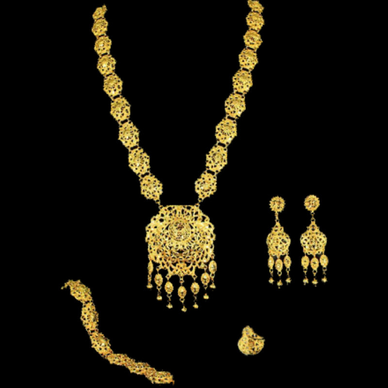 South Indian Bridal Jewellery Set - South India Jewels | South indian bridal  jewellery, Indian bridal jewelry sets, Indian wedding jewelry sets