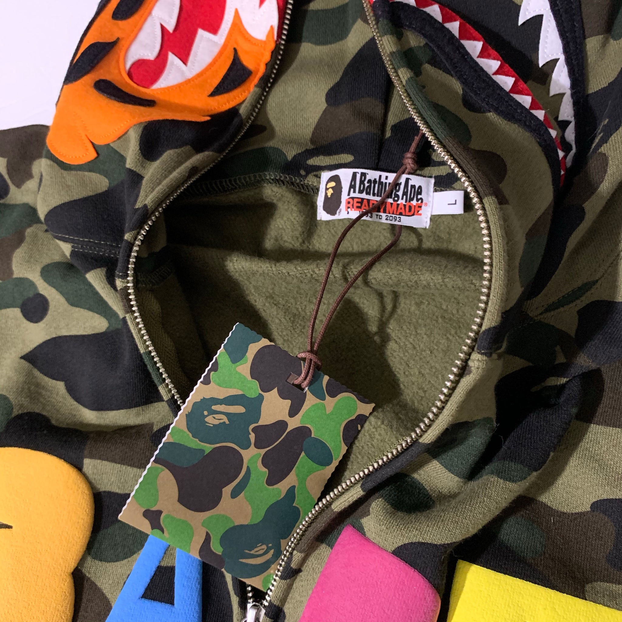 正規認証品!新規格 BAPE READYMADE TIGER SHARK HOODIE シャーク