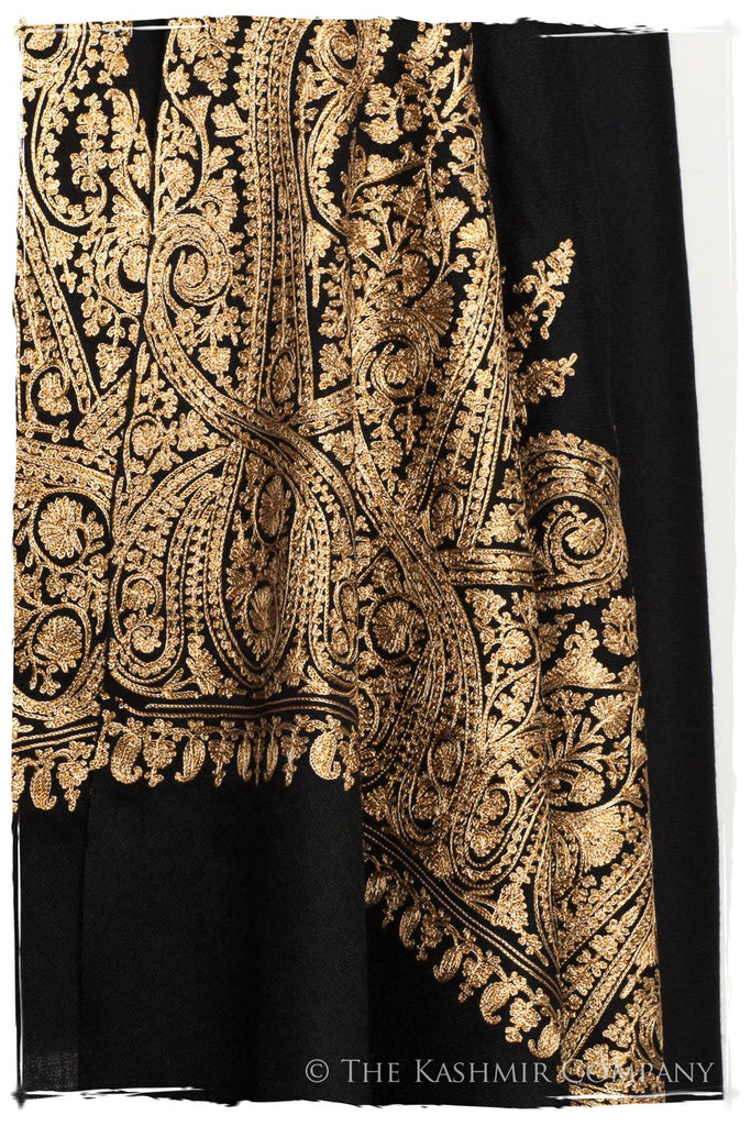 The Sophistiqué Oro Reine Paisley Shawl — Seasons by The Kashmir Company