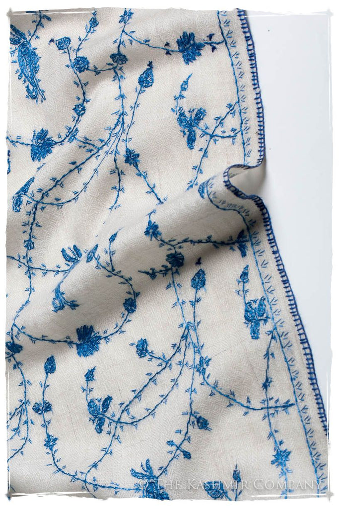 Sapphire Bleu Bijou Paisley L'amour Soft Cashmere Scarf/Shawl — Seasons ...