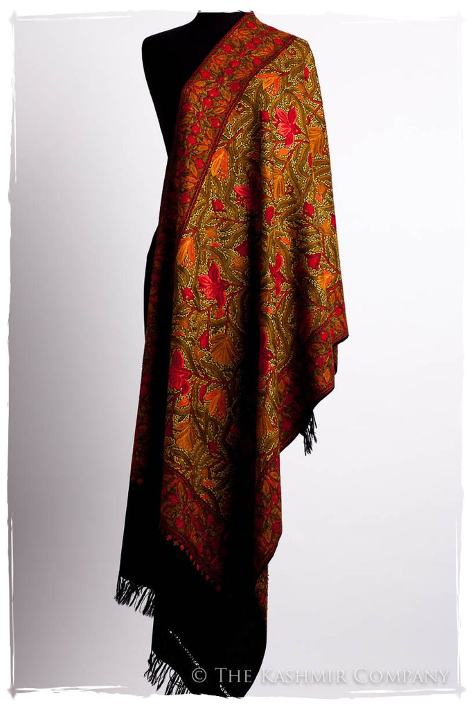 Jardin de Bijoux Rouges Antiquaires Shawl — Seasons by The Kashmir Company