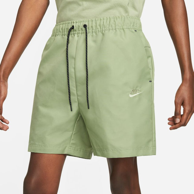 Nike Sportswear M NK TECH LGHTWHT - Shorts - team gold/gold