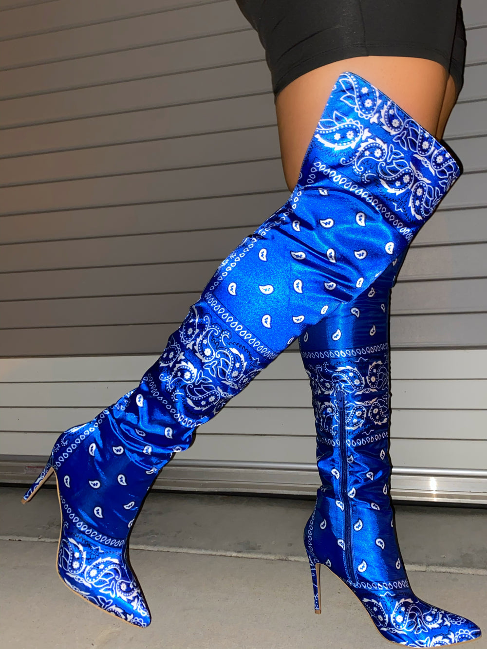 blue bandana heels
