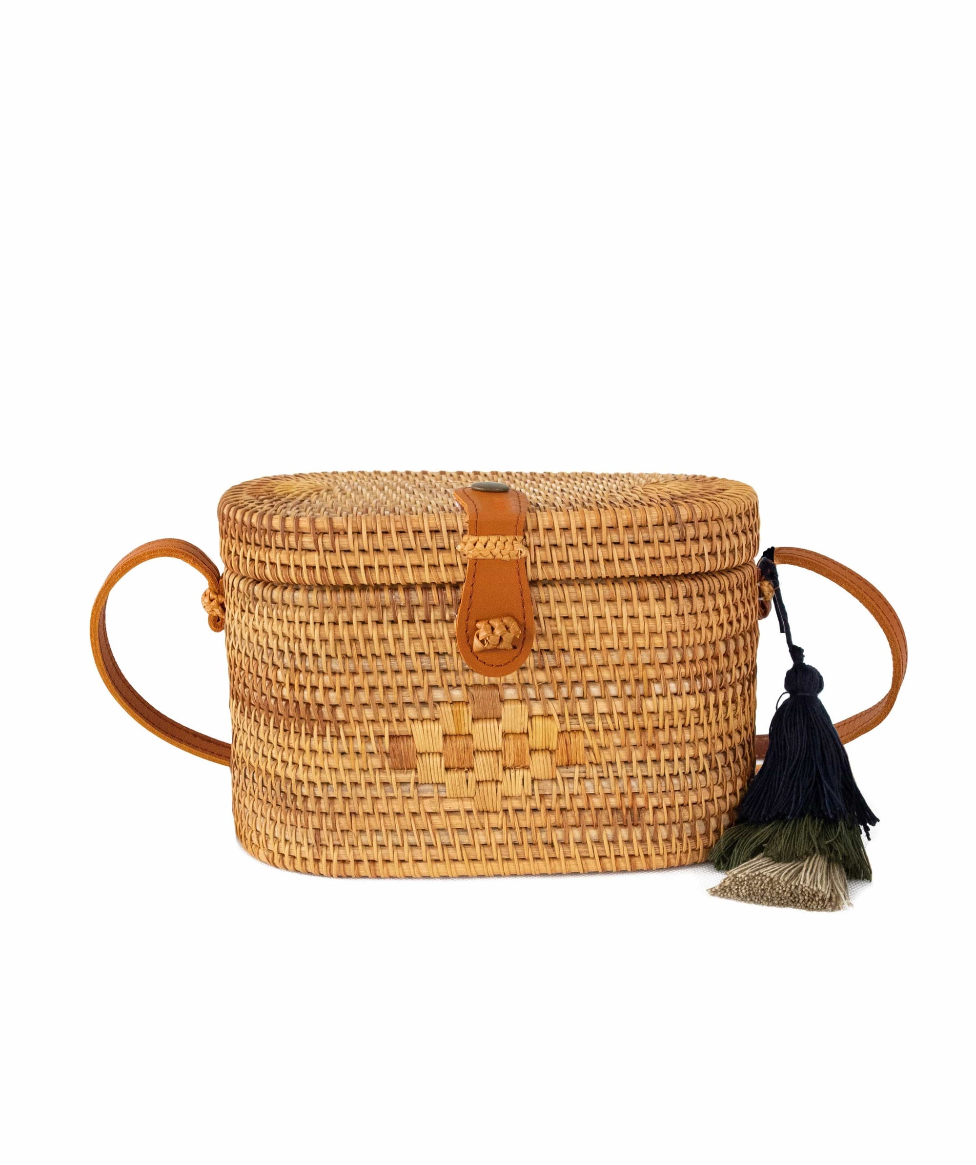 straw rattan bag