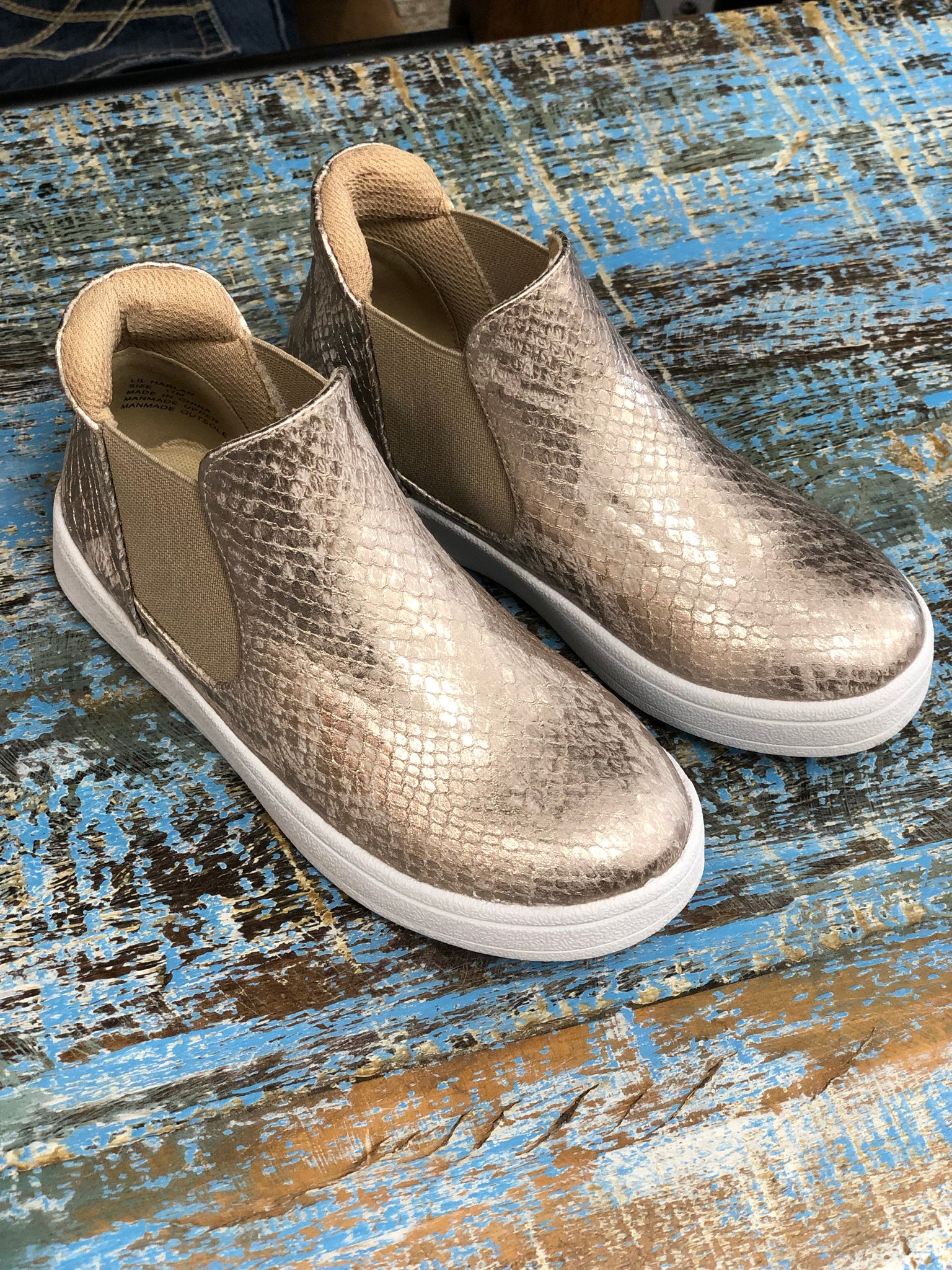 harlan snake sneaker