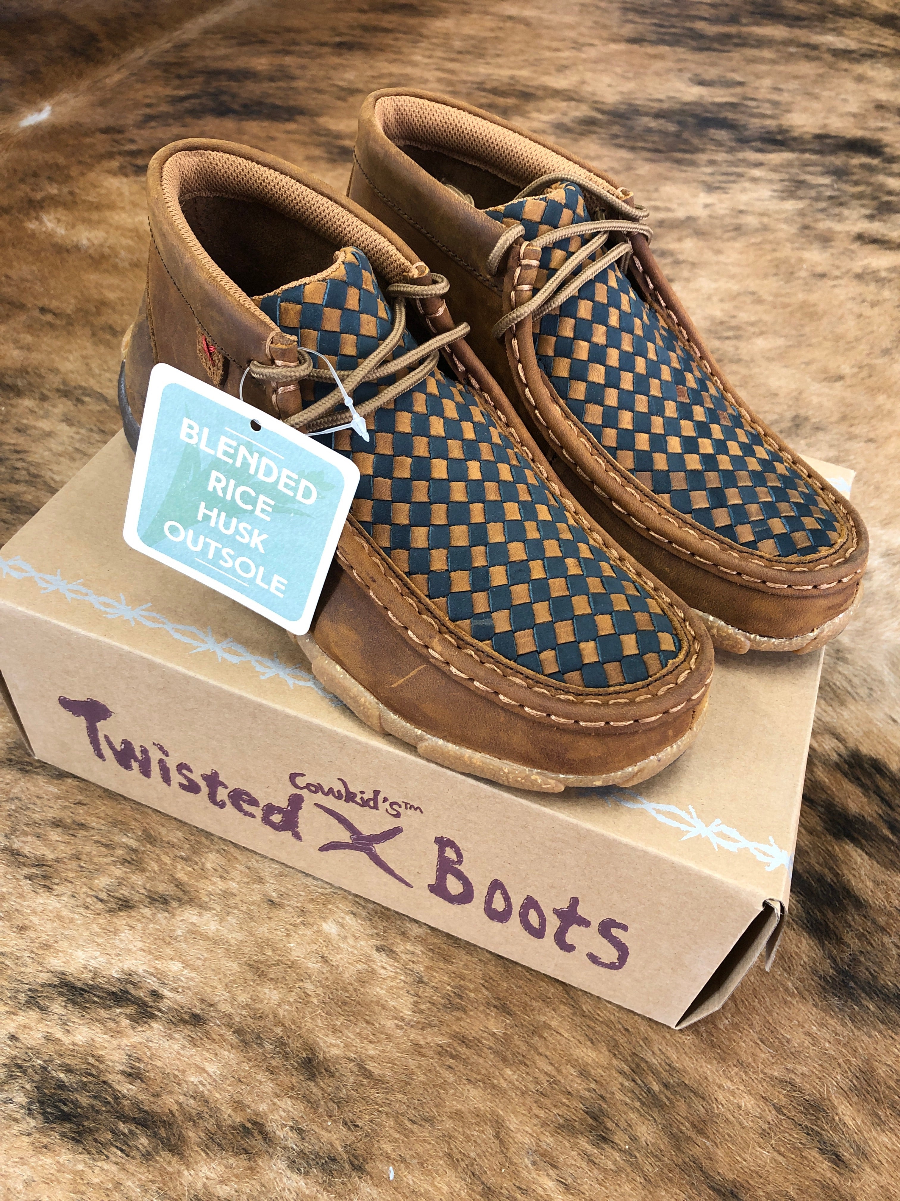 twisted x youth mocs