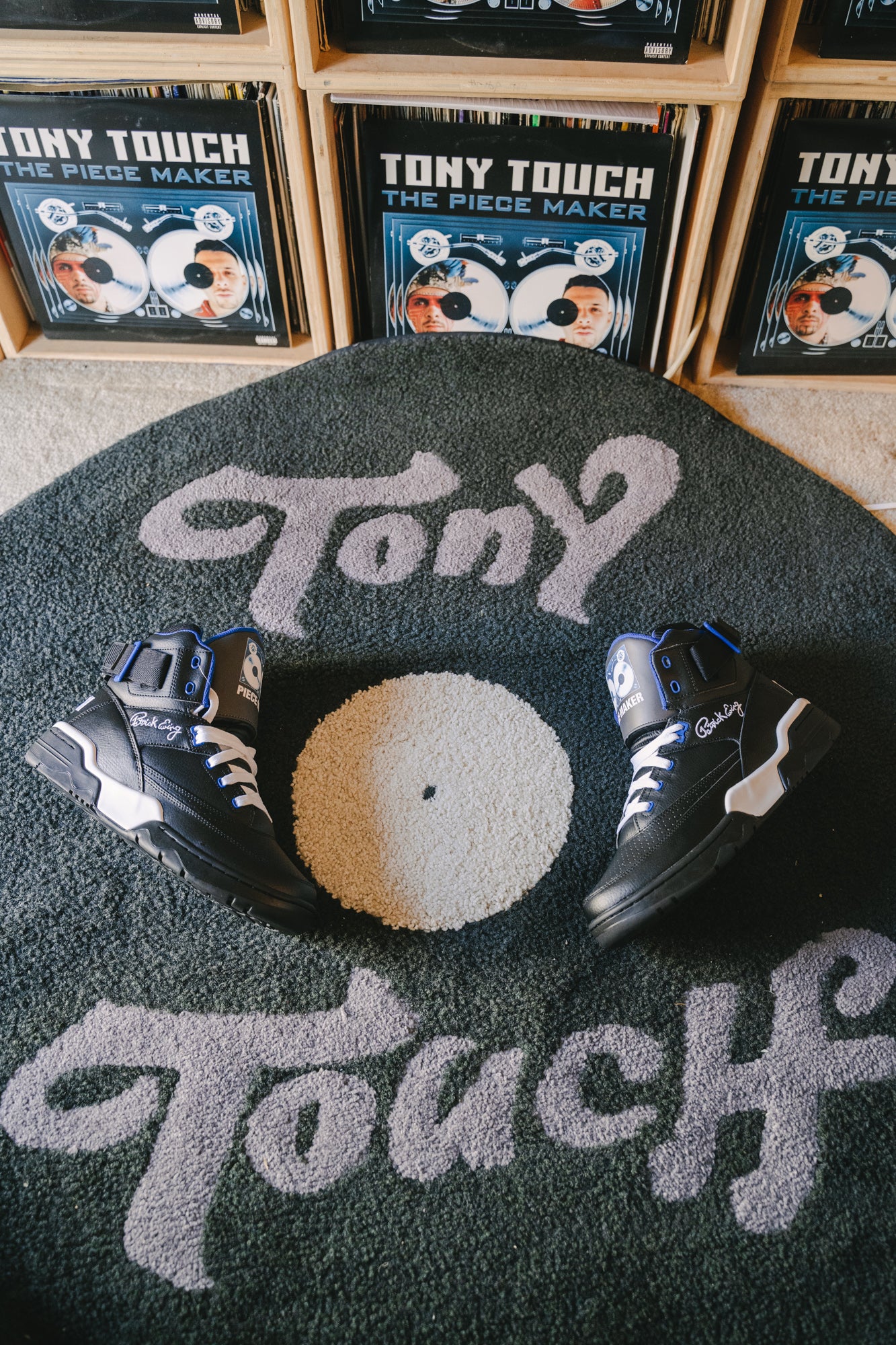 Tony Touch Ewing 33 Hi-5