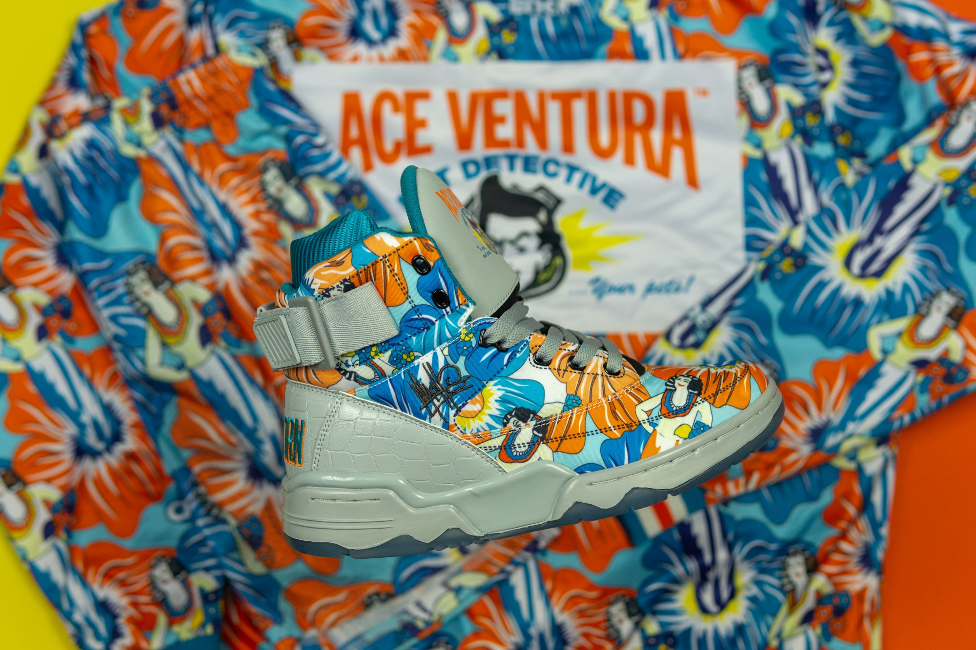 Mache Customs Ace Ventura Pet Detective Ewing 33 HI jacket