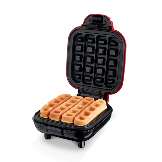 Flip Belgian Waffle Maker – Dash