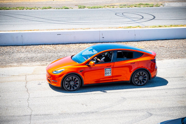 Reto Autonomía - Tesla Model Y Performance - CIRCUTOR