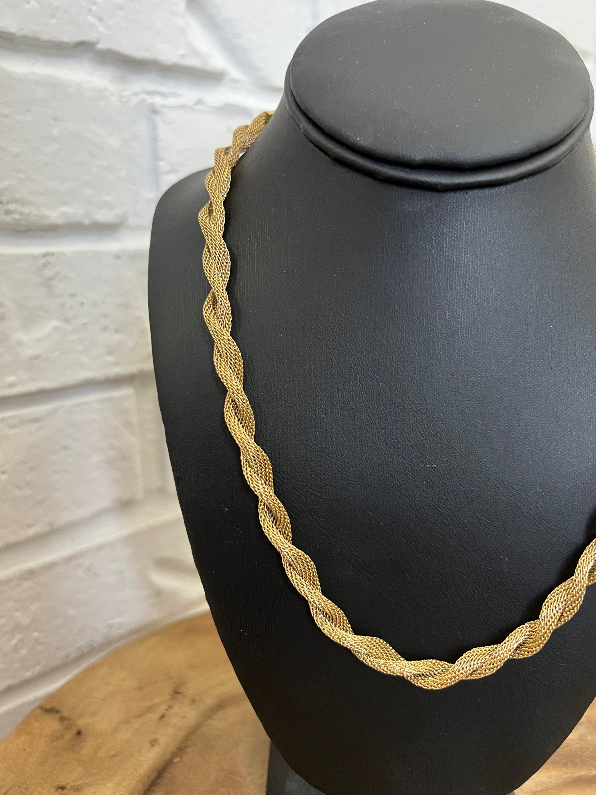 Twisted Gold Chain - Best of Everything | Online Shopping