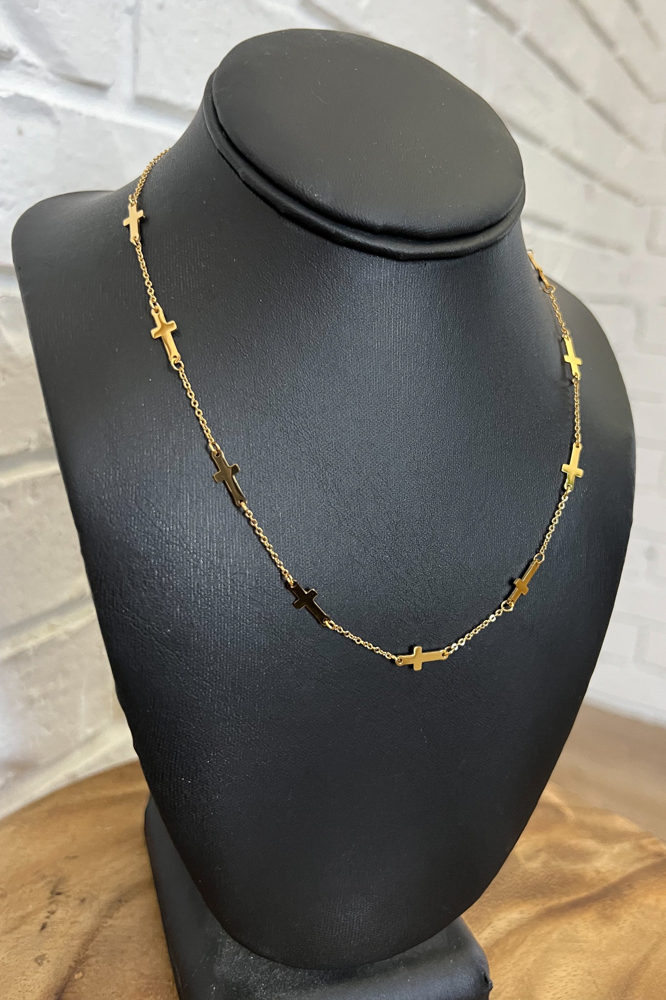 18K Sadie Cross Dainty Necklace