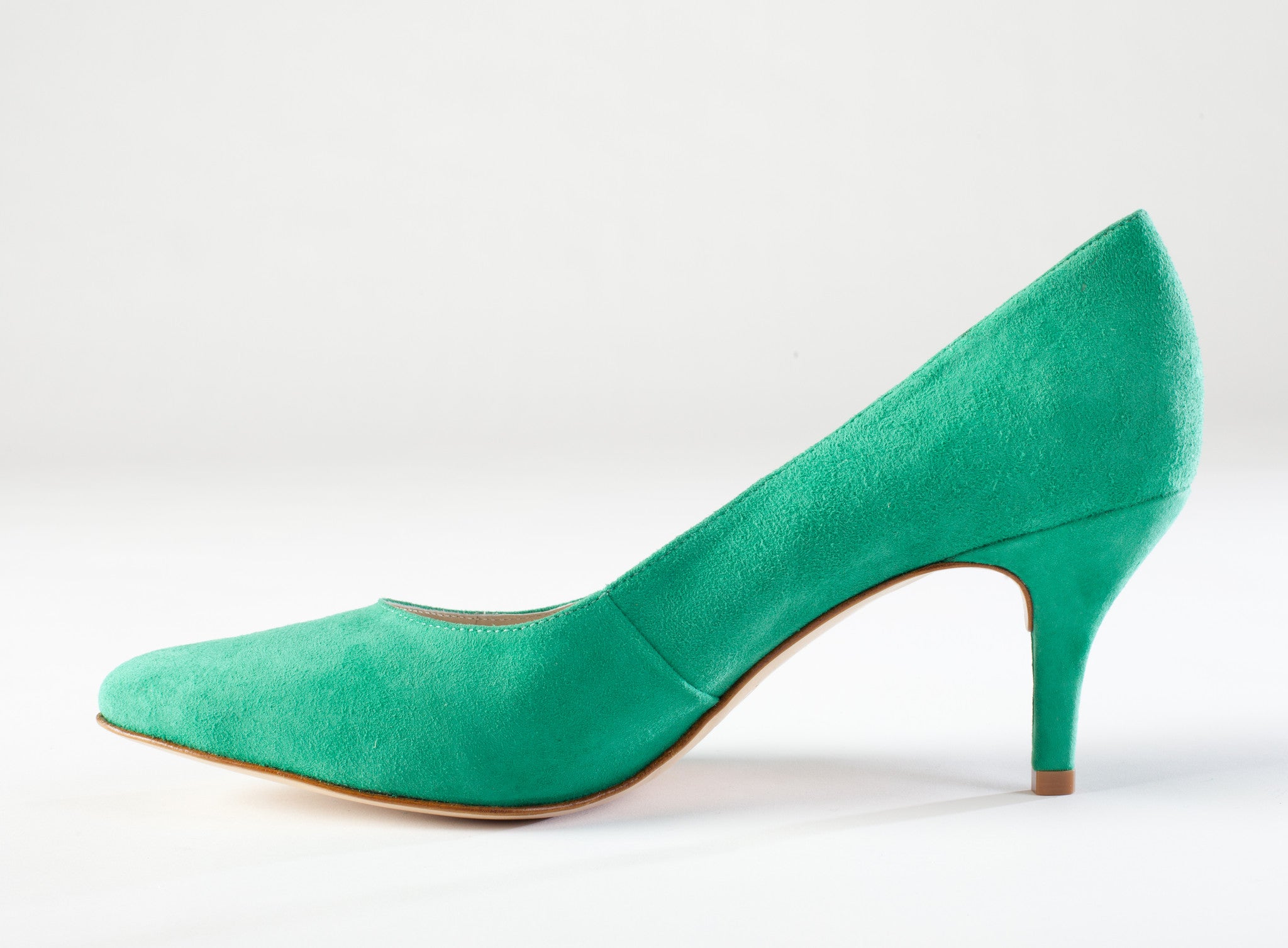 Large Size Emerald Green Suede Kitten Heel Pump – Zofie Shoes