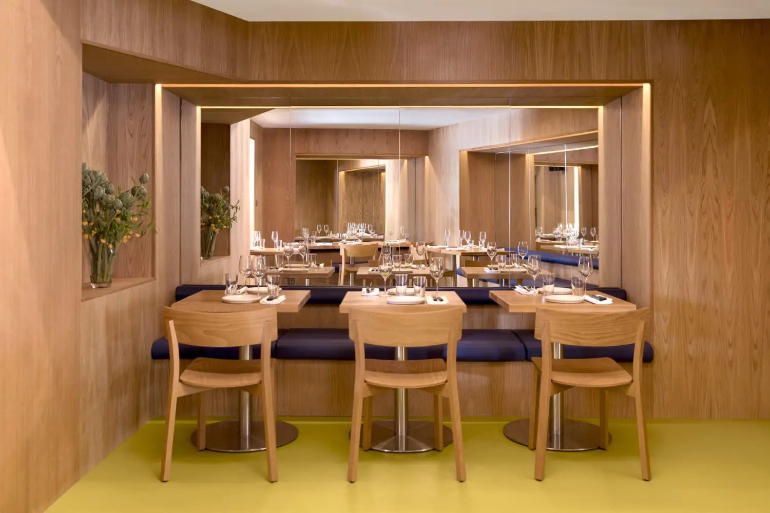 ELLIOT’S RESTAURANT, HACKNEY | LIGHTING SUPPLY | DESIGN