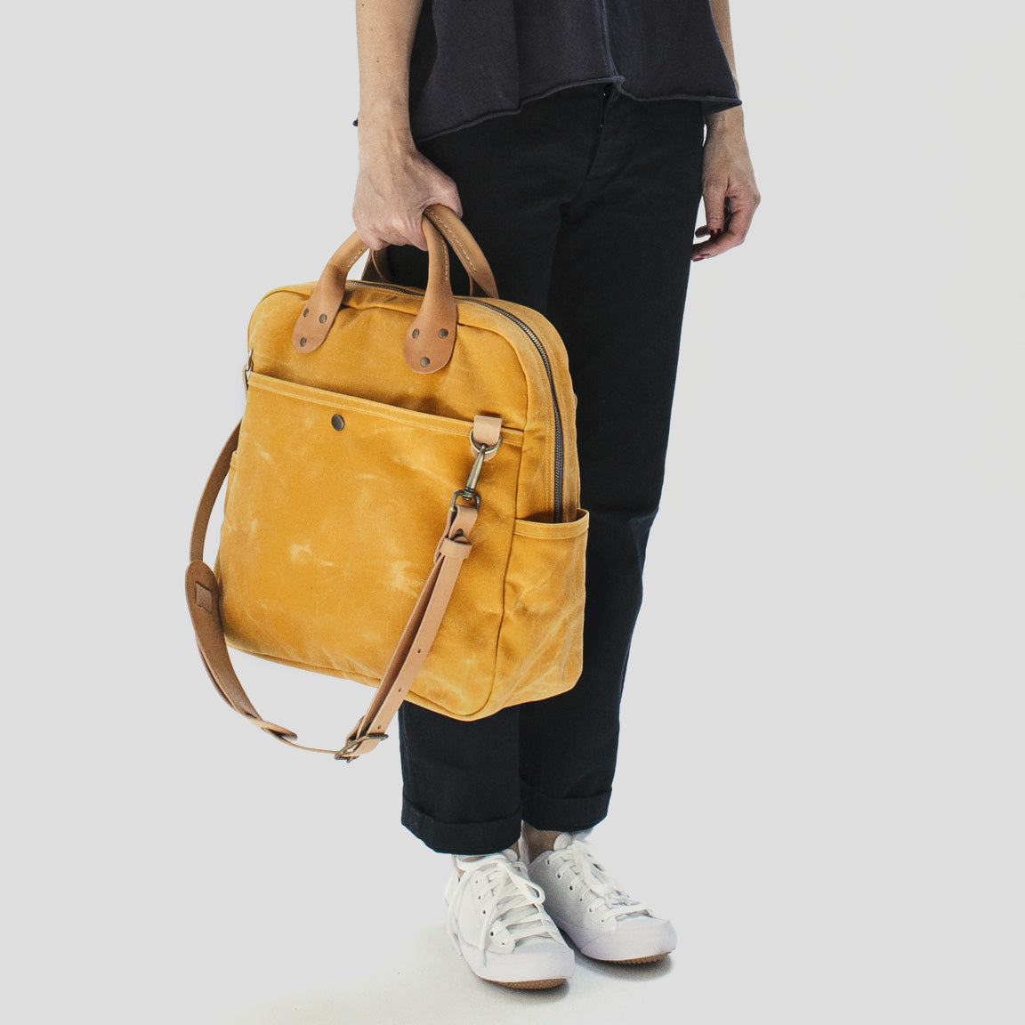 Waxed Canvas Travel Day Bag – Winter Session