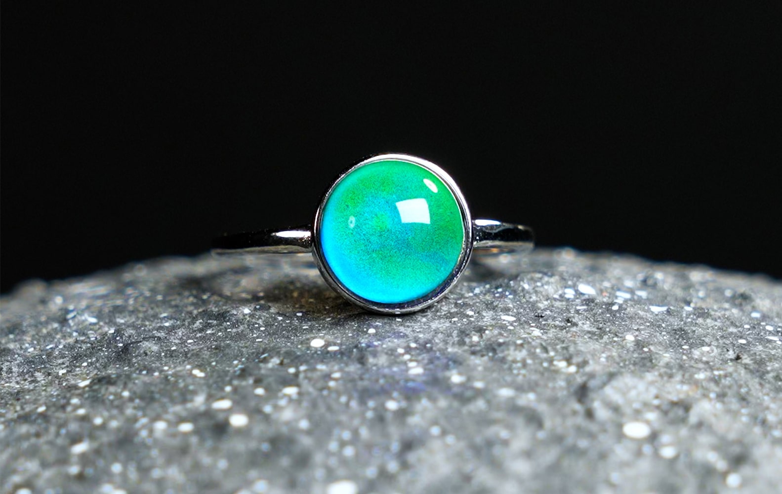 NOGU New Rainbow Colorful Minimalist Mood Ring Summer Collection