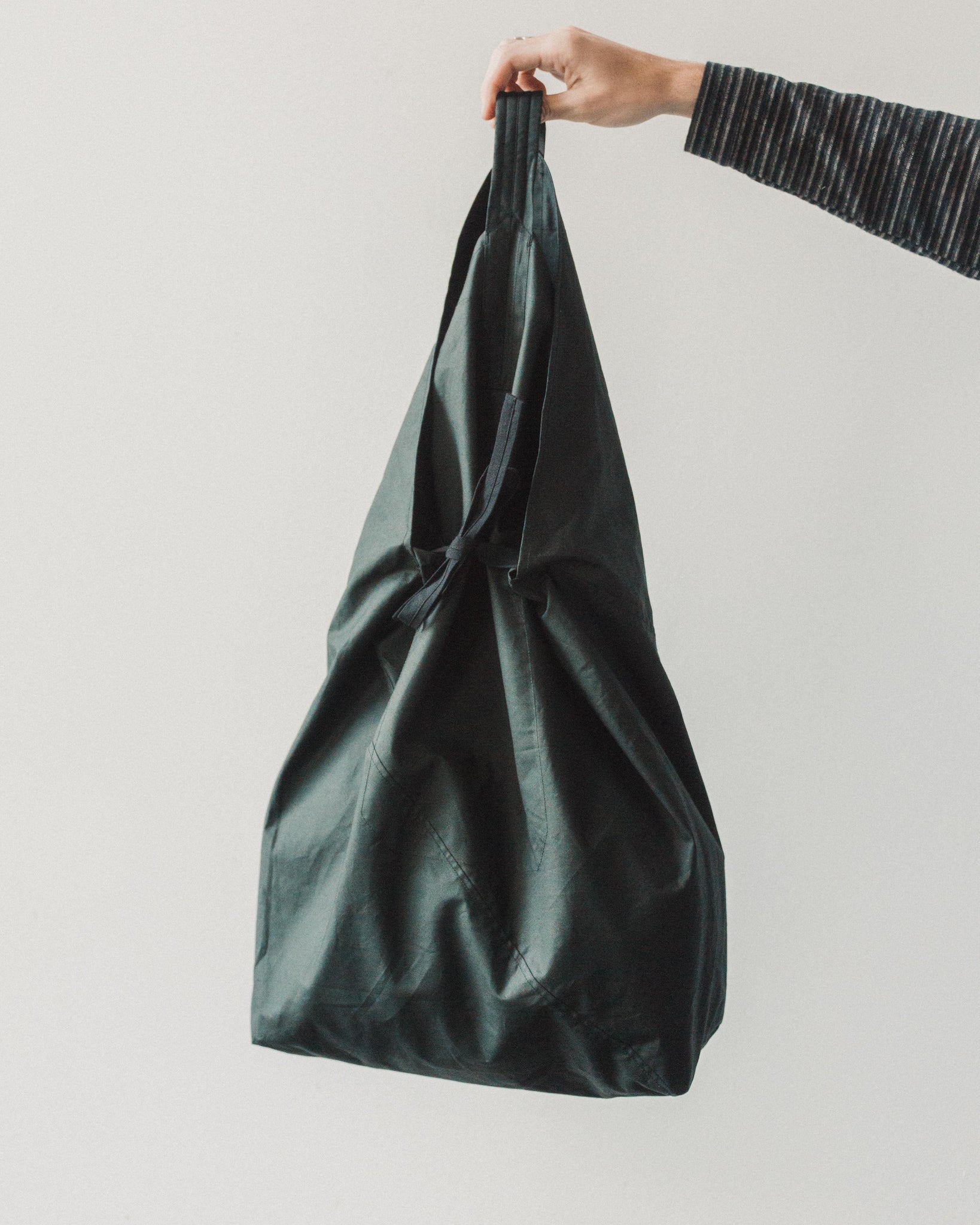 Jan-Jan Van Essche Bag #18, Off-Black | Glasswing