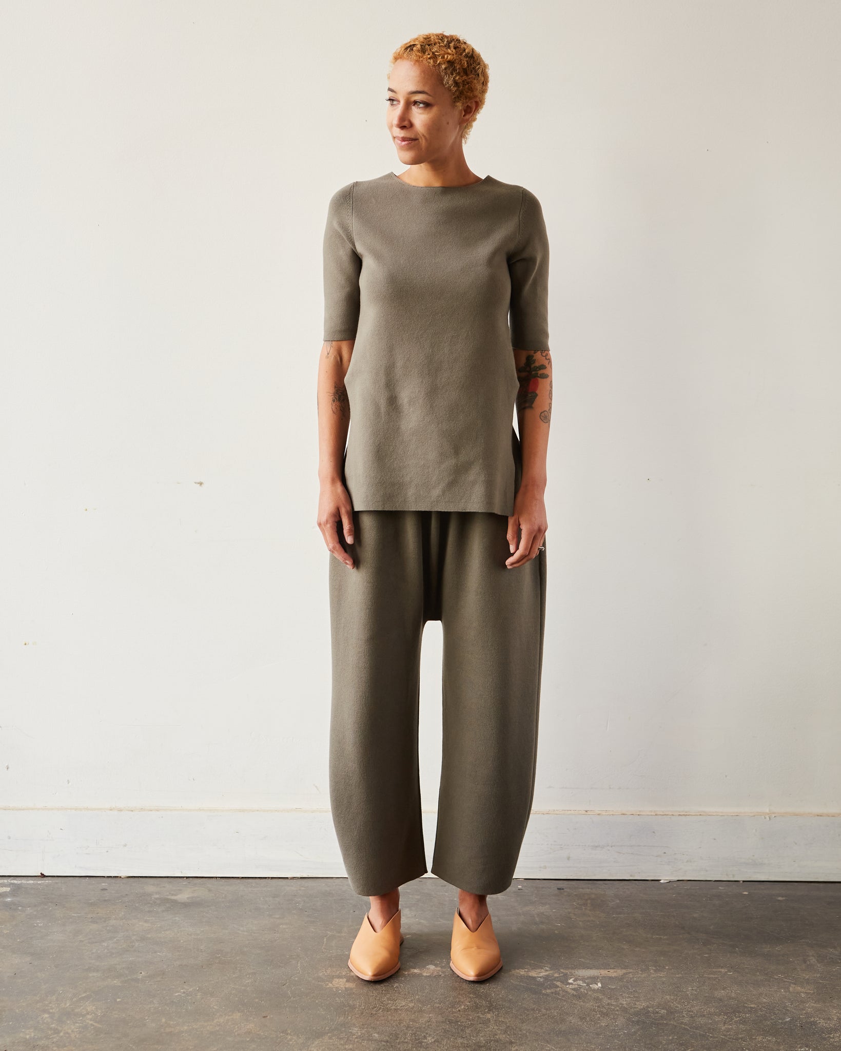 Lauren Manoogian Interlock Taper Pant, Lead | Glasswing