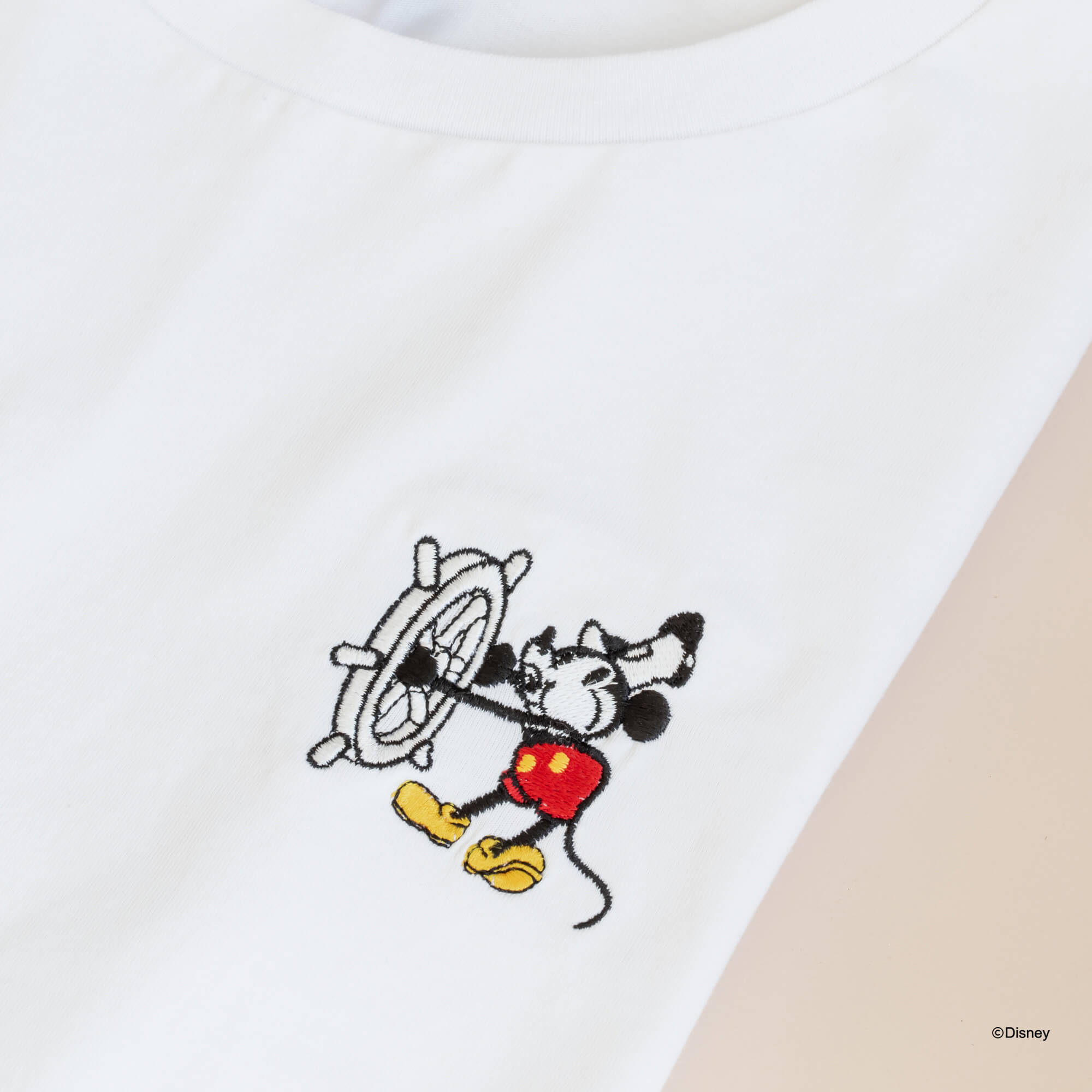 T-Shirt Embroidery Mickey Fantasia Wizard Hat & Broom – Short Story