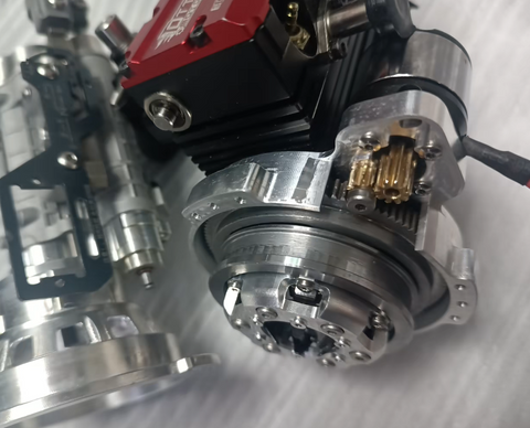 A self-designed pressure plate disconnect clutch type manual five-speed three-speed transmission for Rc oil-driven model car