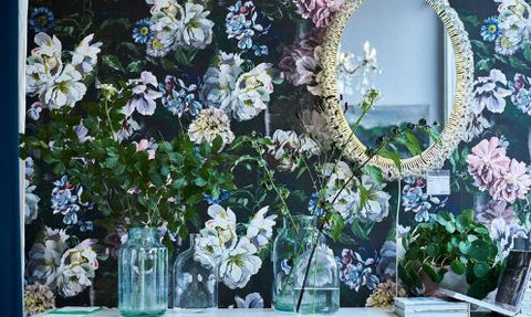 A Guide To Choosing the Best Floral Wallpaper