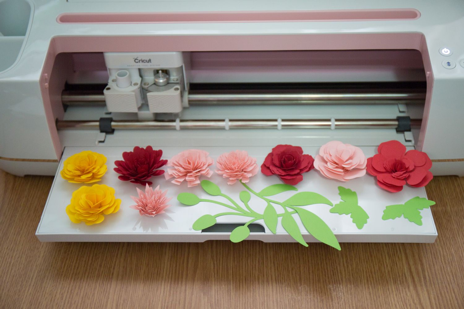 Download 9 Rolled Paper Flower Svg For 3d Rolled Flowers With Leaves Illustrator Guru