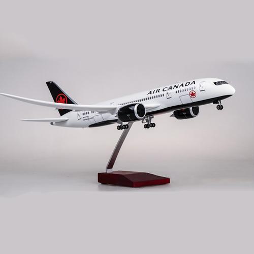 airplane models canada