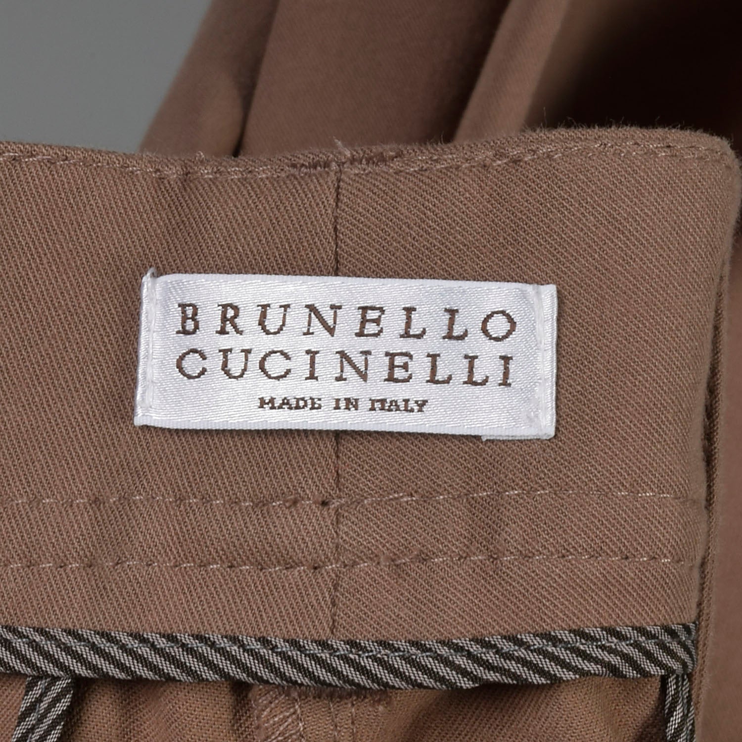 Small Brunello Cucinelli Capri Pants Pleated Tapered Leg – Style & Salvage