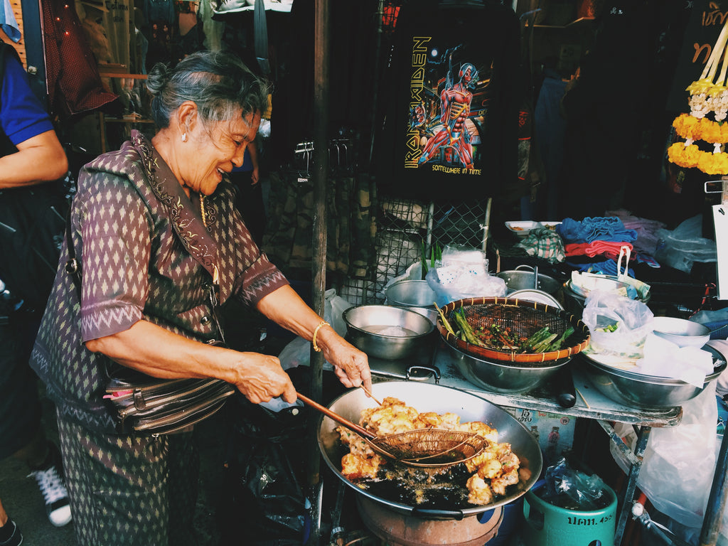 Chatuchak Weekend market Street Vendors - Naiise.com