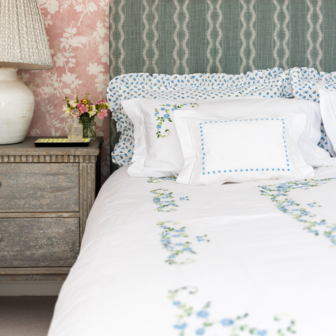 embroidered flowers bedlinen