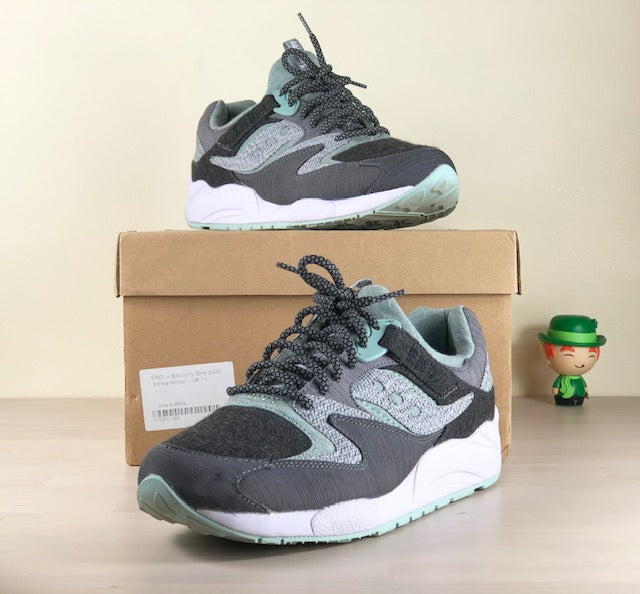 saucony grid 9000 white noise