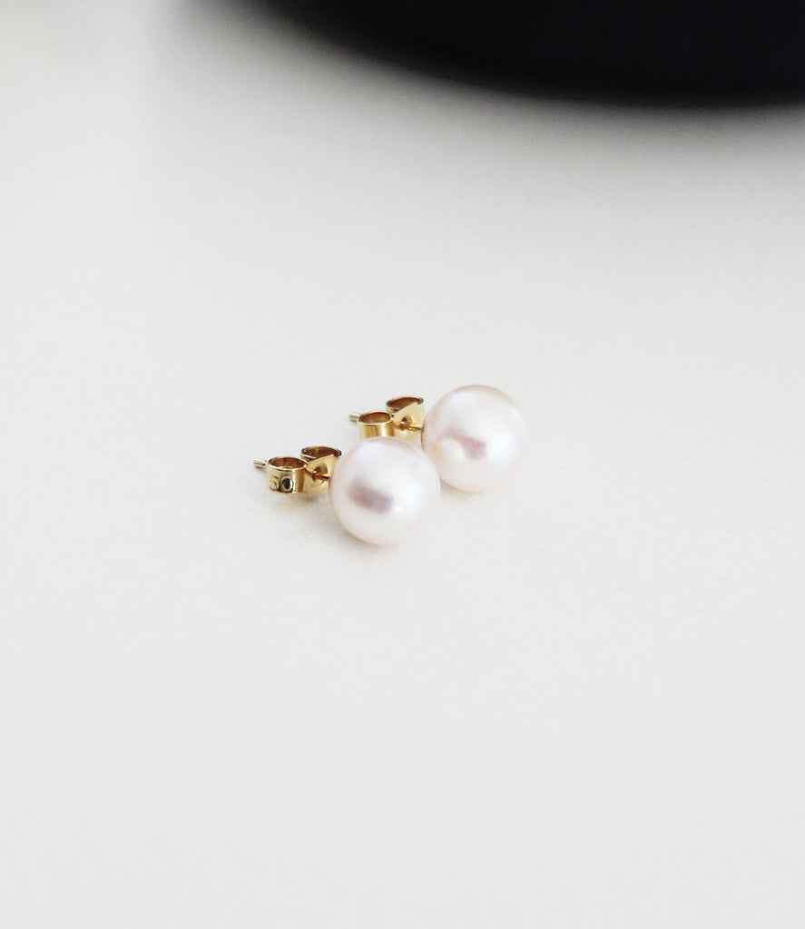 real pearl stud earrings