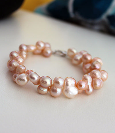 Delicate Pearl And Gold Bean Bracelet – 「NOBRANDS」