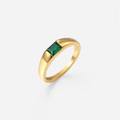 Esmeralda ring